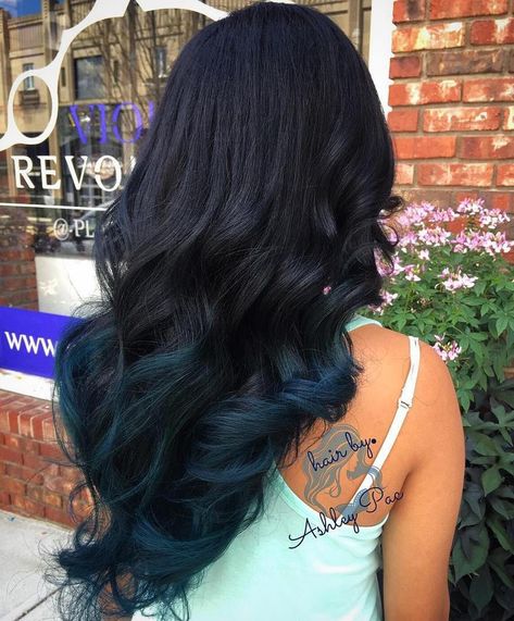 Shiny Black Hair, Natural Dark Hair, Dark Ombre Hair, Black Hair Ombre, Dark Ombre, Blue Black Hair, Blue Ombre Hair, Teal Hair, Ombré Hair