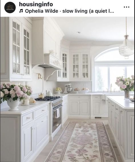 Pale Pink Aesthetic, Smeg Kitchen, Dream Kitchens Design, Dream Apartment Decor, Casa Vintage, Dream House Rooms, Kitchen Inspiration Design, Cute Kitchen, Design Your Dream House