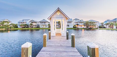 Llano Texas, Port Aransas Texas, River Hotel, Mustang Island, The Emerald City, Scandinavian Architecture, Lake Union, Concrete Building, Town Square