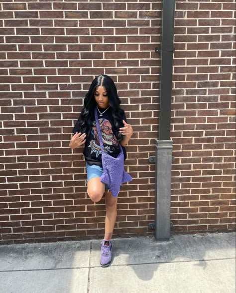 Jordan 4 Outfit Women, Dunks Outfit Woman, Outfits Purple, 4s Outfit, Fashion School Outfits, Dunks Outfit, Cool Girl Outfits, Cute Clothing Stores, Teen Swag Outfits