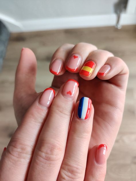 Gel nails - French and Spanish flags and red french tips Spain Nails Ideas, Spanish Nails Designs, Spanish Nails, Portugal Flag, Spanish Flags, Flag Nails, Gel Nails French, Back To School Nails, School Nails