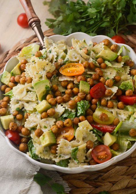 Avocado Ranch Pasta Salad with Crispy Chickpeas Homemade Vegan Ranch Dressing, Sweet Potato Lentil Curry, Seasoned Chickpeas, Fun Pasta, Healthy Vegan Dinner Recipes, Creamy Ranch Dressing, Healthy Vegan Dinner, Avocado Ranch, Ranch Pasta Salad