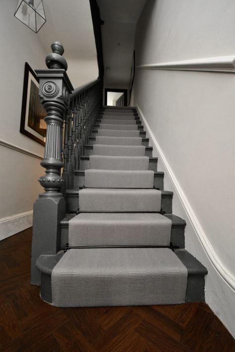 Morden - Dolphin Grey - Off The Loom Black Staircase Grey Carpet, Grey And Black Staircase, Grey Stairs With Runner, Black Stairs With Carpet Runner, Black Stairs With Runner, Grey Stair Runner, Grey Stairs, Stairs Runners, Grey Carpet Runner