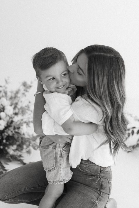 Mother’s Day Photoshoot Outside Boy, Maternity Photo Shoot Ideas Mom And Son, Mother’s Day Photoshoot With Son, Mothers Day Baby Photoshoot, Mother Toddler Photoshoot, Mama And Son Photoshoot, Mommy And Me Photo Shoot Boy, Mommy And Me Photo Shoot Son, Mother’s Day Photoshoot