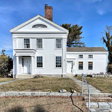 Ideas for designing a house based on historic houses. Designing A House, Colonial Revival House, Porch Supports, Greek Revival Home, Doric Column, House Design Ideas, Revival Architecture, Corinthian Column, Greek Temple