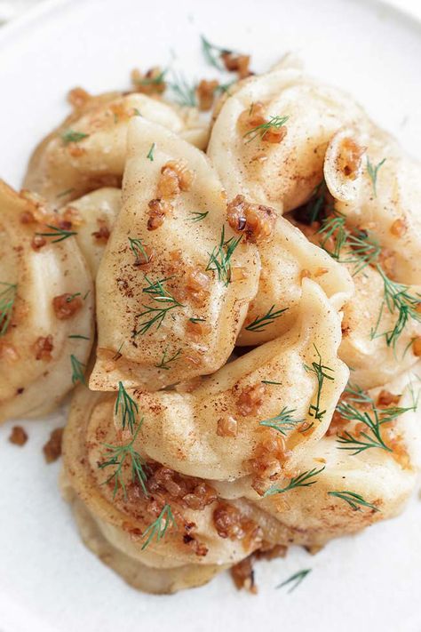 This tasty homemade pierogi recipe has a savory potato filling that is boiled and pan-seared in butter until lightly browned. Easy Pierogi Dough Recipe, Homemade Pierogi Recipe, Potato Pierogi Recipe, Pierogies Homemade, Pierogi Recipes, Potato Pierogi, Homemade Pastas, Pierogi Filling, Perogies Recipe