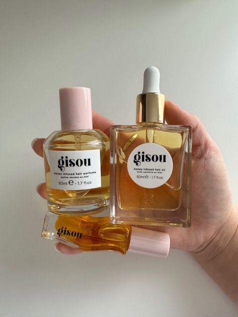 gisou hair perfume, gisou hair oil, gisou lip oil Hair Care Aesthetic Products, Gisou Hair Products, Gisou Products, Aesthetic Hair Products, Gisou Aesthetic, Gisou Hair Oil, Gisou Lip Oil, Hair Products Aesthetic, Perfect Skin Care Routine