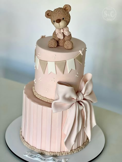 Baby Shower Theme Cake, Butterfly Baby Shower Cake, Teddy Bears Picnic Party, Beary 1st Birthday, Christening Cake Girls, Decorating With Fondant, Cake Bear, Kylie Birthday