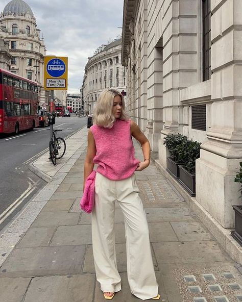 Laura Jade Stone, Aesthetic Fits, Natural Women, Influencers Fashion, Jade Stone, Pink Outfits, Romantic Style, Colourful Outfits, Looks Style