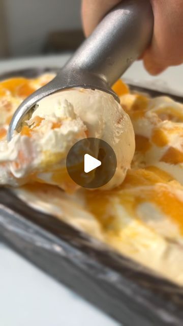 Ice Cream Sorbet Recipe, Peach Ice Cream Homemade, How To Make Ice Cream At Home, How To Make Ice Cream, Home Made Ice Cream Recipes, Can Peaches Recipes, Condensed Milk Ice Cream, Home Made Ice Cream, Peach Ice Cream Recipe