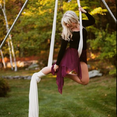 Fall Outdoor Aerial in NH  • Kyle Hoffman Photography • Instagram:  @jennacarmichael Aerial Silk, Tutorial Class, Aerial Fitness, Yoga Tutorial, Aerial Silks, Aerial Yoga, Fall Outdoor, Photography Instagram, Online Classes