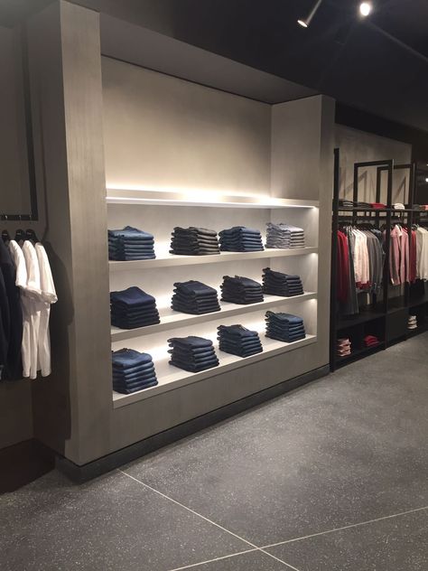 Male Clothing Store Interior, Male Boutique Interior Design, Tailor Room, Clothing Store Interior, Clothing Store Design, Fashion Shops, Mens Clothing Store, Boutique Interior Design, Boutique Decor