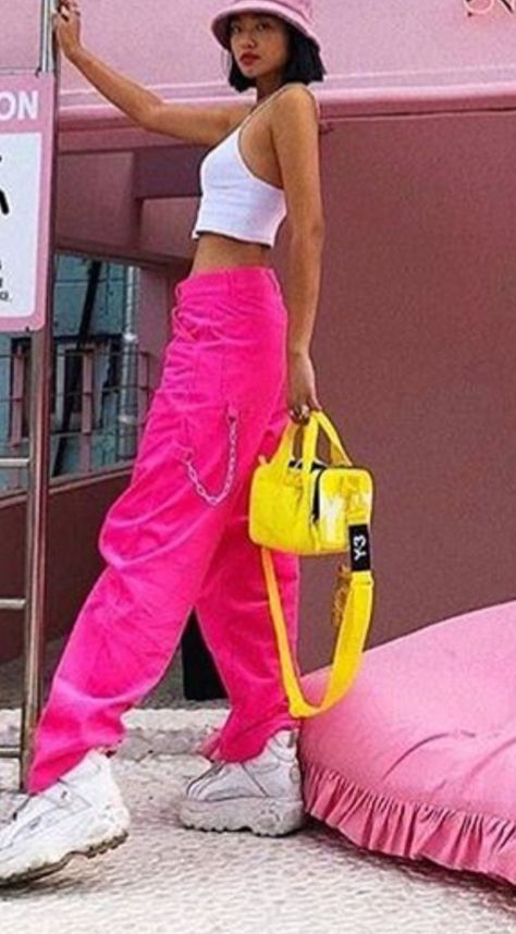 Neon Pink And White Outfit, Neon Pink Pants Outfit, Hot Pink Cargo Pants Outfit, Pink Neon Outfits, Hot Pink Parachute Pants, Pink Dance Outfits Hip Hop, Hot Pink Cargo Pants, Neon Hiphop Outfit, Pink Summer Streetwear Pants