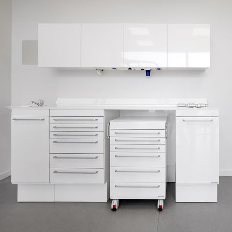 Dental Cabinet Design Ideas, Dental Cabinets Design, Dental Furniture, Dental Cabinets, Medical Office Furniture, Dental Design Interior, Dentistry Office, Orthodontic Office, Dentist Office Design