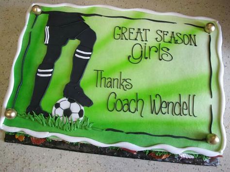 Soccer Sheet Cake, Soccer Cakes, Message Cookies, Soccer Cake, Basketball Birthday Parties, Decorative Cakes, Piñata Ideas, Cupcake Cake Designs, Basketball Birthday