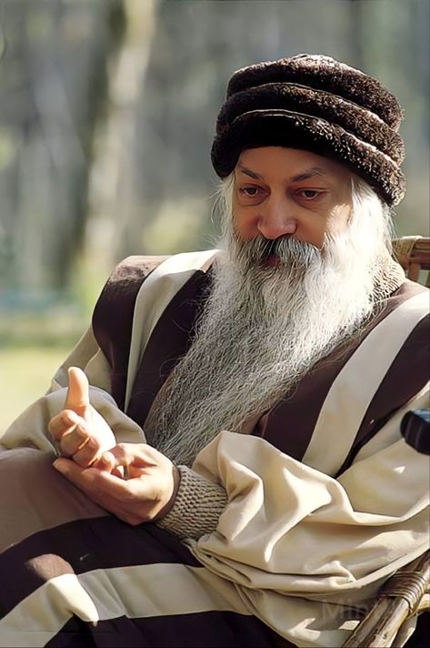 Osho Osho Wallpaper Hd, Osho Images Hd, Employee Quotes, National Leaders, Osho Quotes On Life, Osho Love, Buddha Thoughts, Space Art Gallery, Sai Baba Pictures