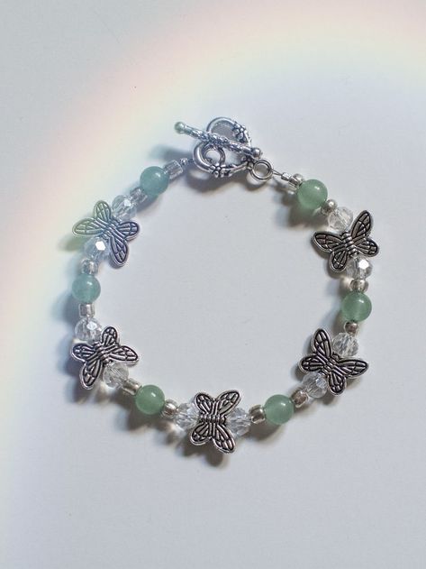 Fairycore Bracelet, Grunge Heart, Fairy Bracelets, 90s Gift, Green Y2k, Diy Beaded Rings, Butterfly Charm Bracelet, Diy Jewelry Rings, Fairycore Grunge