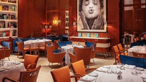 Las Vegas Fine Dining Restaurants | Cipriani | Wynn & Encore Resort Cipriani Restaurant, Vegas Hotels Strip, Cosmopolitan Las Vegas, Best Italian Restaurants, Las Vegas Restaurants, Las Vegas Resorts, Italian Restaurants, Wynn Las Vegas, Las Vegas Blvd