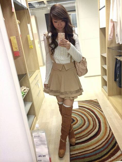 Emiiichan Blog (⌒▽⌒)☆ : Emiii's guide: Himekaji style basics Roma Gyaru, Gyaru Girl, Himekaji Gyaru, Himekaji Outfits, Dolly Fashion, Style Basics, Gyaru Fashion, Liz Lisa, Future Outfit