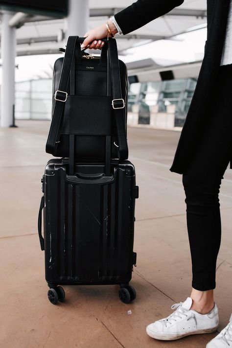 Rimowa Black, Calpak Luggage, Black Luggage, Small Luggage, Airport Aesthetic, Aesthetic Backpack, Backpack Outfit, Dagne Dover, Fashion Jackson