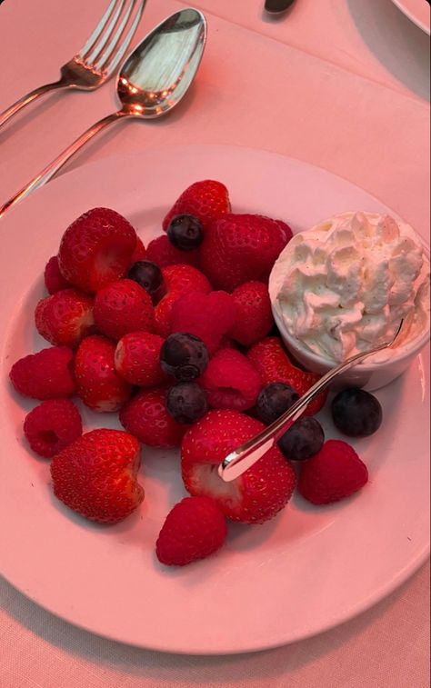 Berries And Cream Aesthetic, Whipped Cream Aesthetic, Lifestyle Restaurant, Hotel Costes, Strawberry Aesthetic, Spanish Kitchen, Asian Kitchen, Paris Vacation, Restaurant Paris