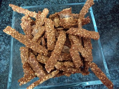 Sesame Chips Recipe, Sesame Sticks Recipe Snacks, Honey Roasted Sesame Sticks Recipe, Honey Sesame Sticks Recipe, Sesame Sticks Recipe, Sesame Seed Recipes, Sesame Oil Recipes, Cookies Cereal, Sesame Snacks