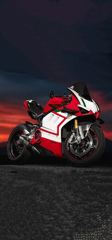 Ducati Wallpaper Hd, Ducati Panigale V4 Wallpapers Iphone, Ducati Panigale V4 Wallpapers, Bikers Wallpaper, Ruff Ryders, Ducati Panigale V4, Big Bike, Panigale V4, Ducati Motorcycles