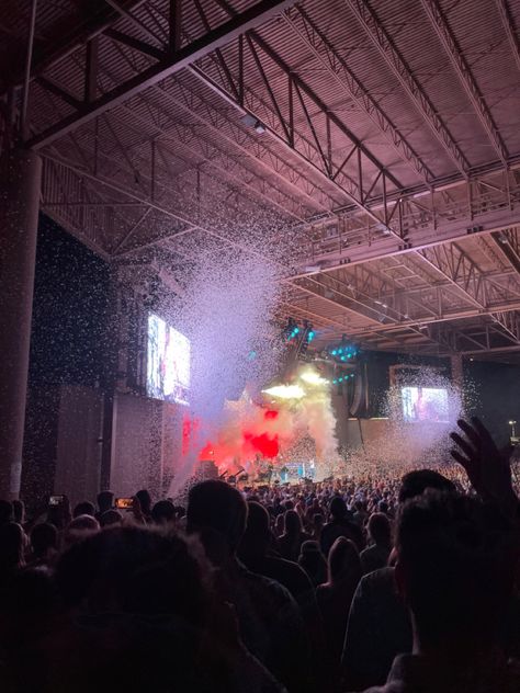 concert aesthetic one republic confetti One Republic Aesthetic, One Republic Concert, Concert Aesthetic, One Republic, Confetti, In This Moment, Concert