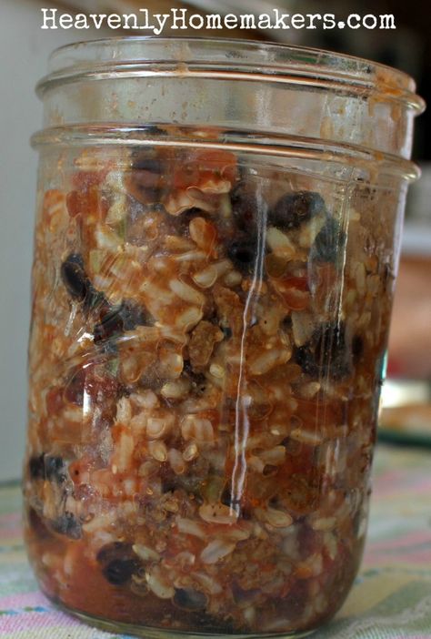 Lunch in a Jar: Burrito Bowl | Heavenly Homemakers Burrito In A Jar, Canned Meals In A Jar, Lunch In A Jar, Canned Meals, Canning Meals, Meal In A Jar, Light Dishes, Recipes In A Jar, Canning Kitchen