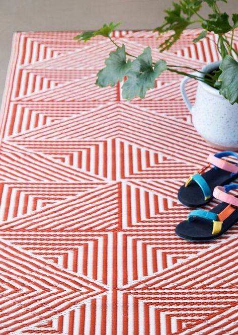 The next time you want to refresh your outdoor space without breaking the bank, consider one of these seven affordable rugs. #cheap #rugs #outdoor Rugs Outdoor, Outdoor Trellis, Statement Rug, Inflatable Hot Tubs, Affordable Rugs, Cheap Rugs, Indoor Outdoor Rug, Classic Rugs, Outdoor Mat