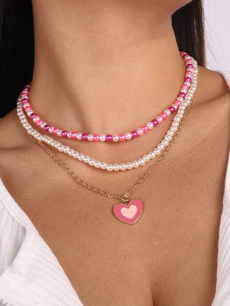 Maxident Jewelry, Beaded Jewelry Pink, Cute Beaded Necklace, Cute Pink Jewelry, Pink Necklace Aesthetic, Pink Necklace Outfit, Pink Jewelry Aesthetic, Pearl Beads Ideas, Colares Aesthetic