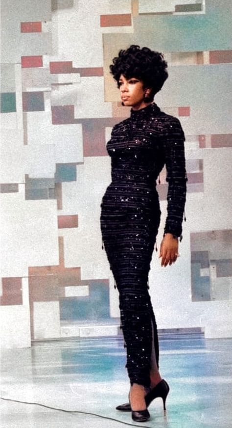 Diana Ross And The Supremes, Mary Wilson, Ed Sullivan Show, The Supremes, Ed Sullivan, Black Legends, The Ed Sullivan Show, Soul Singers, Vintage Black Glamour