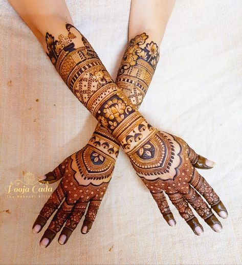 Figure Mehendi Designs For Hands, Bridal Back Mehndi Designs, Mehndi For Engagement, Bridal Mehendi Back Hand, Bridal Mehandi Unique, Engagement Mehndi Design, Latest Mehndi Designs Wedding, Engagement Mehndi, Bridal Mehendi Designs Hands