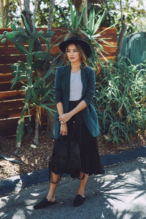 Oh the 90’s; Deeply pleated skirts, oversized blazers, backpacks and Blossom hats. But todays version of the 90’s is more sophisticated and refined. My hat, back pack and mules (all under $90) are from Sole Society. / Fashion / Style / Outfit / Jamie Chung Style, Outfit Ideas For Office, Teal Blazer, Street Style Trends, Cute Fall Outfits, Black Midi, Sole Society, Fall Street Style, Work Outfits Women