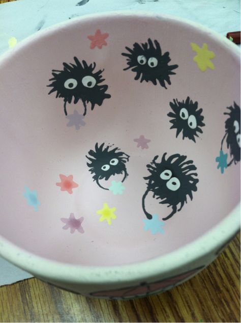 Dust Sprites Bowl Dust Sprites, Ceramic Cafe, Diy Pottery Painting, Color Me Mine, Paint Your Own Pottery, Pottery Painting Designs, Clay Diy Projects, Keramik Design, Pottery Crafts