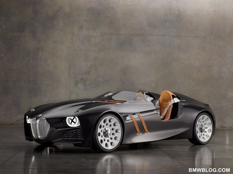 These 1950s Racing Wheels Are Totally Sweet Bmw Concept Car, Bmw 2011, Carros Bmw, Bmw Design, Vintage Auto's, Bmw Concept, Bmw 328, Bmw Classic Cars, Bmw Classic