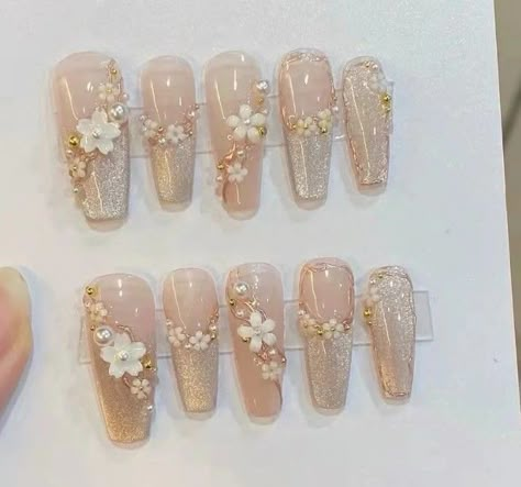 Korean Long Nail Art, Korean Nails Rhinestones, Wedding Nails Korean, Royalcore Nails, Loveshackfancy Nails, Nail Designs Jelly Nails, Nail Art Pengantin, Korean Wedding Nails, Wedding Nail Art Design For Bride