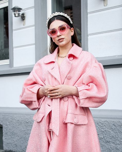 This pink jacket makes for the perfect spring outfit! I am absolutely ecstatic I managed to get this pink Simone Rocha coat and the beautiful pink sunglasses! I paired it with my pearl headband. It seemed to be, by far – the most coveted piece from the Simone Rocha x HM designer collaboration collection earlier this year. I sadly missed out on the launch date, but I’m just so happy someone changed their mind so I could get my sequin hungry paws on it! #springoutfits #HM All Pink Outfit, Perfect Spring Outfit, Princess Coat, All Pink, Feminine Women, Hannah Montana, Pink Sunglasses, Fashion Aesthetics, Pink Coat