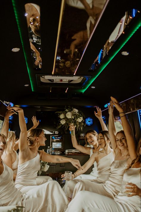 Wedding Party Bus Photos, Limo Aesthetic, Party Bus Aesthetic, Wedding Bridesmaid Photos, Wedding Party Bus, Wedding Limousine, Bridesmaids Party, Wedding Limo, Bridesmaids Photos