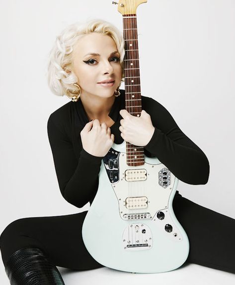 Samantha Fish, guitarist, singer-songwriter, blues-rock music, rock music, new single, Rock and Blues Muse Samantha Fish, Shooting Studio, Fish Face, Women Of Rock, Blues Artists, Guitar Girl, Female Musicians, Sensitive Content, Latest Albums