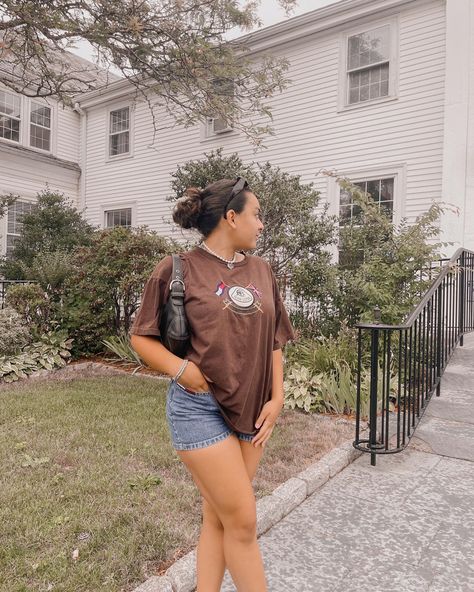 Brown shirt+tommy shorts Big Shirt Shorts Outfit, Comfy Casual Outfits, Brown Shirt, Big Shirt, Brown Tshirt, Brown Shorts, Blue Jean Shorts, Tommy Hilfiger Outfit, T Shirt And Jeans