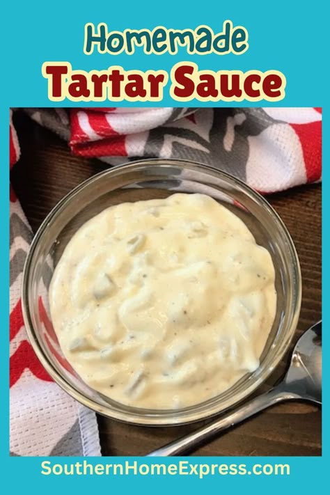 bowl of tartar sauce Homemade Tartar Sauce Recipes, Tartar Sauce Recipe Easy, Homemade Tartar Sauce Easy, Make Tartar Sauce, Easy Tartar Sauce, Tartar Sauce Recipe, Seafood Sandwiches, Sandwich Sauces, Homemade Tartar Sauce