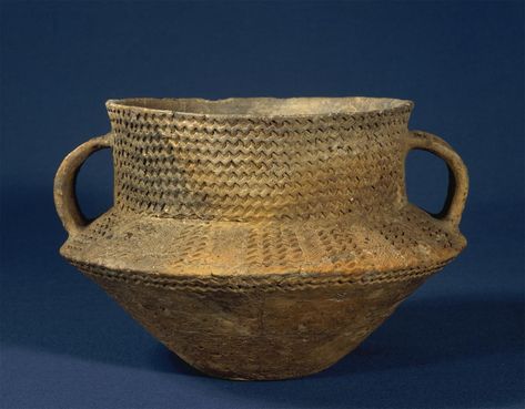 What was the pottery used for? Handbuilding Ceramics, Prehistoric Period, Ancient Ceramics, African Pottery, Native Pottery, American Indian Pottery, Coil Pots, Indian Pottery, Mexican Ceramics