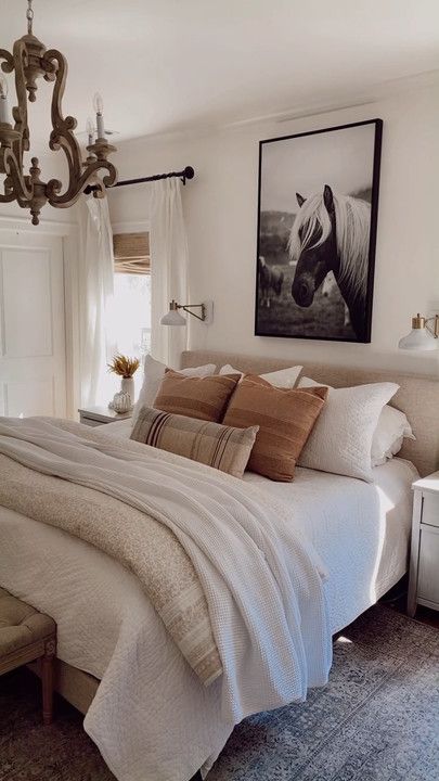 Bedding Western, Comfy Bedding, Personalized Bedroom, Relaxing Bedroom, Western Aesthetic, Neutral Bedroom, Redecorate Bedroom, Elegant Bedroom, Bedroom Layouts