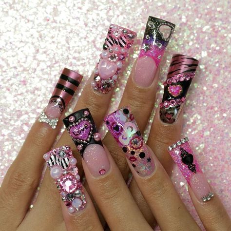 Acrylic Duck Nails, Y2k Duck Nails, Duck Nails Acrylic, Nails Duck, Flare Nails, Junk Nails, Black Acrylic Nails, Punk Nails, Duck Nails