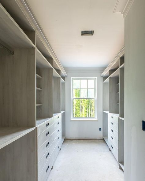 Kate Rumson on Instagram: “Swipe left. When we were designing the layout of this walk-in closet with my architect we had 2 options for the back wall: install a window…” Walk In Wardrobe Ideas With Window, Window In Walk In Closet, Walk In Wardrobe With Window, Walk In Closet Ideas With Window, Walk In Closet With Window, Kate Rumson, Closet Mirror, Bedroom Built Ins, Attic Closet