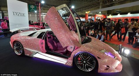 Want a Swarovski lambo. Princess Car, Glitter Car, Unique Vehicles, Lamborghini Murcielago, Pink Swarovski, Grid Girls, Pink Sparkly, Pink Car, Super Luxury Cars