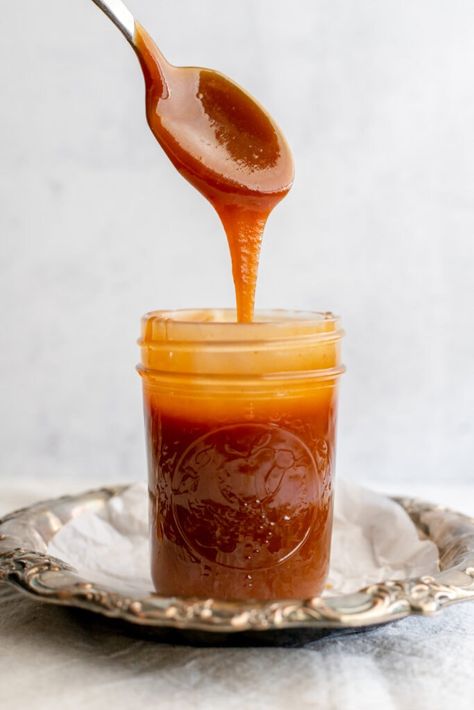 Microwave Caramel Sauce, Peach Healthy, Keto Caramel, Microwave Caramels, Caramel Sauce Recipe, Vegetable Tart, Caramel Recipes Sauce, Homemade Caramel Sauce, Naked Cakes