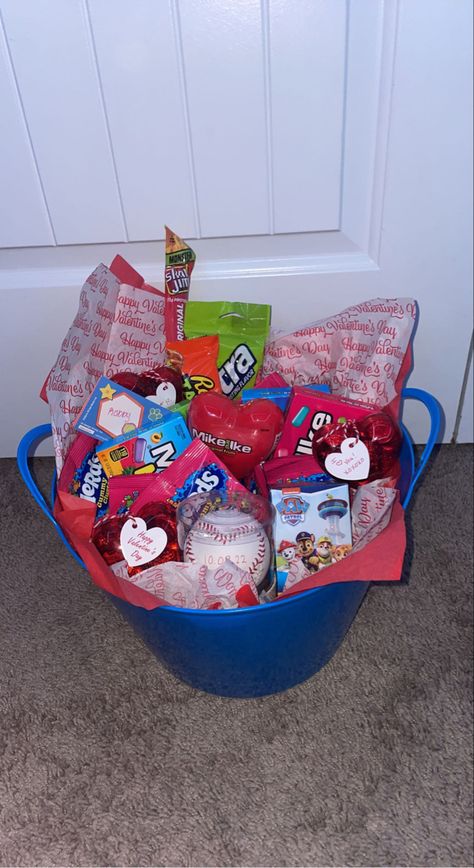 Gift ideas for him Gift Basket Valentines Day Gift Gift for Boyfriend Sweetest Day Gifts For Boyfriend Basket, National Boyfriend Day Gift Basket, Bae Baskets Valentines For Him, Bae Baskets Valentines, Vday Baskets For Him, Valentines Gift For Girlfriend Basket, Valentines Basket For Him Boyfriends, Bf Valentines Day Basket, Valentines Day Baskets For Her