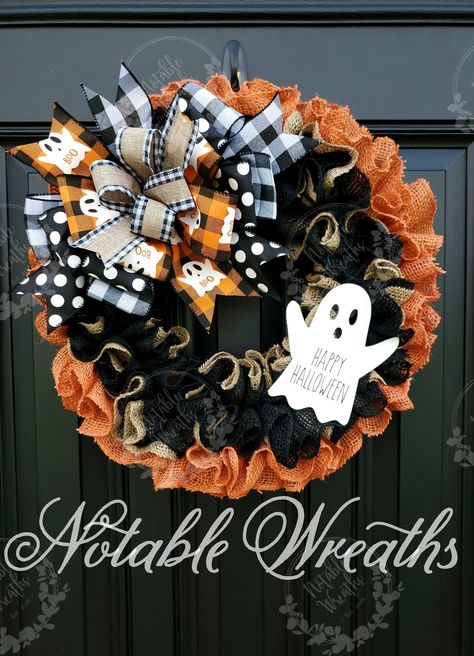 Cute Halloween Wreaths, Diy Halloween Ribbon Wreath, Halloween Wreath Ideas Diy, Halloween Diy Crafts Decoration, Halloween Wreaths For Front Door, Halloween Wreath Ideas, Wood Ghost, Haloween Decor, Boo Wreath